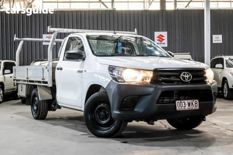 White 2016 Toyota Hilux Cab Chassis Workmate