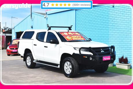 White 2019 Mitsubishi Triton Double Cab Pick Up Glx (4X4)