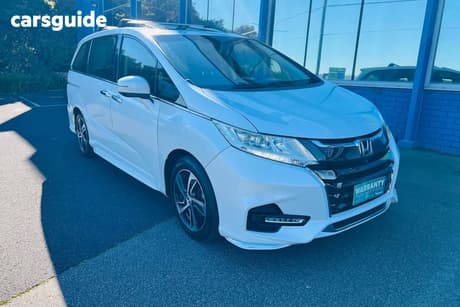 White 2016 Honda Odyssey Wagon Vti-L