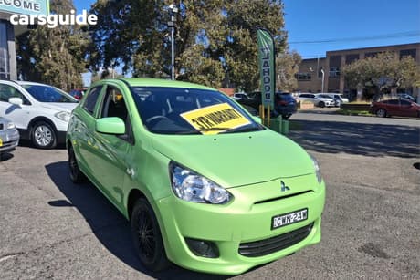 Green 2014 Mitsubishi Mirage Hatchback Es
