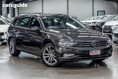 Black 2020 Volkswagen Passat Wagon 140Tsi Business