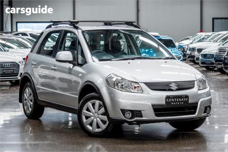 Silver 2009 Suzuki SX4 Hatchback Awd