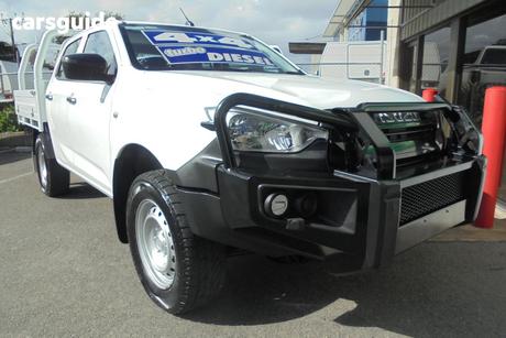 White 2023 Isuzu D-MAX Crew Cab Chassis Sx (4X4)
