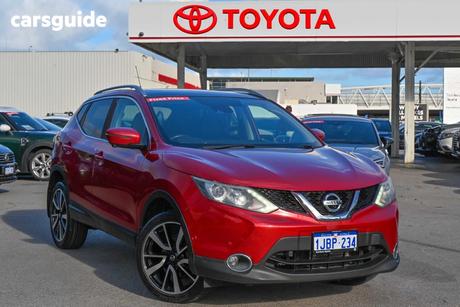 Red 2017 Nissan Qashqai Wagon Ti (4X2)