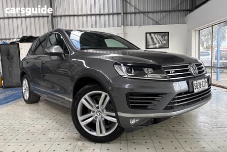 Grey 2015 Volkswagen Touareg Wagon V8 Tdi R-Line