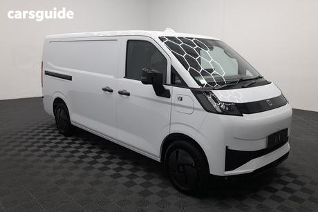White 2026 Farizon V7E Commercial STANDARD RANGE F