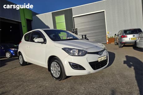 White 2012 Hyundai I20 Hatchback Active
