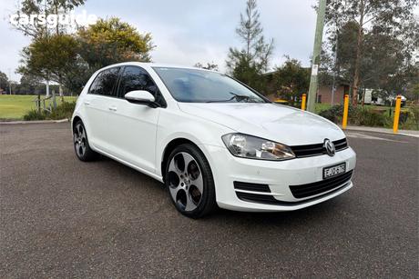 White 2017 Volkswagen Golf Hatchback 92 Tsi Trendline