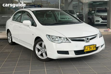 White 2008 Honda Civic Sedan Vti-L