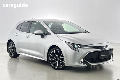 Silver 2020 Toyota Corolla Hatchback Zr