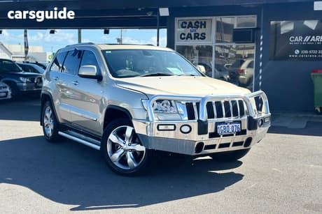Gold 2012 Jeep Grand Cherokee Wagon Limited (4X4)