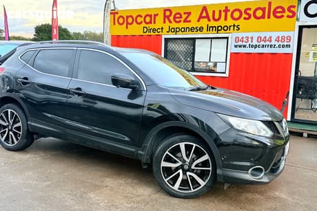 Black 2015 Nissan Qashqai Wagon Ti (4X2)