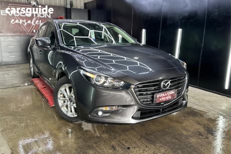 Grey 2016 Mazda 3 Hatchback Maxx