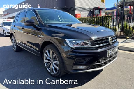Black 2018 Volkswagen Tiguan Wagon 162 Tsi Sportline