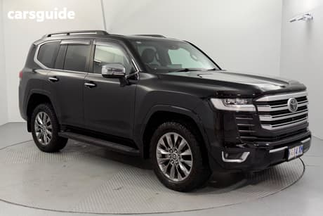 Black 2023 Toyota Landcruiser Wagon Lc300 Sahara Zx (4X4)