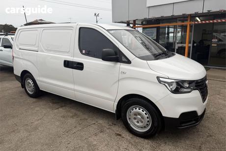 White 2019 Hyundai Iload Van 3S Liftback