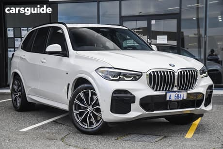 White 2022 BMW X5 Wagon Xdrive30D M Sport