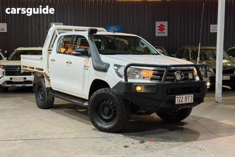 White 2017 Toyota Hilux Dual Cab Utility Sr (4X4)