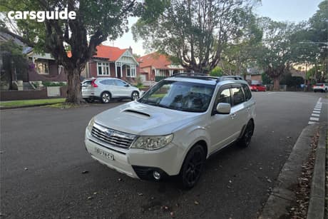 White 2009 Subaru Forester Wagon Xt Premium