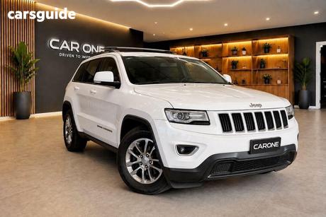 White 2014 Jeep Grand Cherokee Wagon Laredo (4X4)