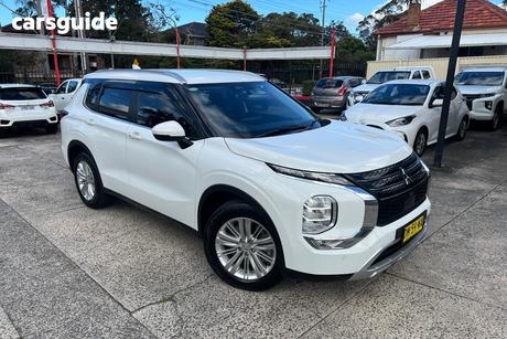 White 2025 Mitsubishi Outlander Wagon Ls 7 Seat (Awd)