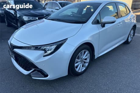 White 2022 Toyota Corolla Hatchback Ascent Sport