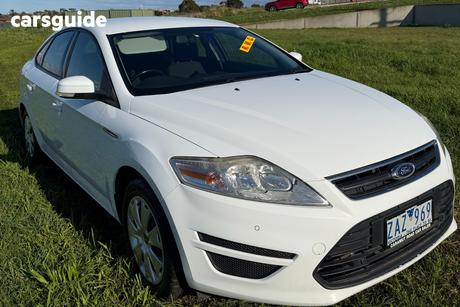 White 2012 Ford Mondeo Hatchback Lx