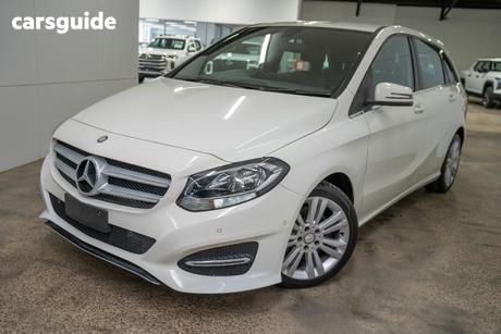 White 2016 Mercedes-Benz B180 Hatchback