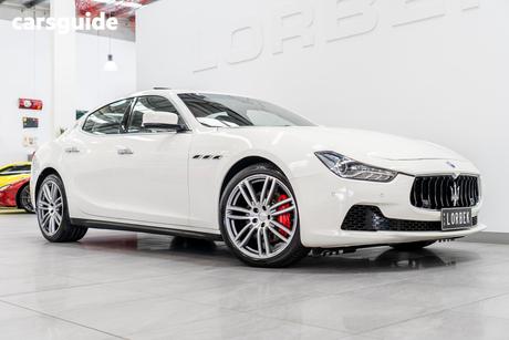 White 2015 Maserati Ghibli Sedan