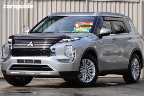 Silver 2022 Mitsubishi Outlander Wagon Ls 7 Seat (2Wd)