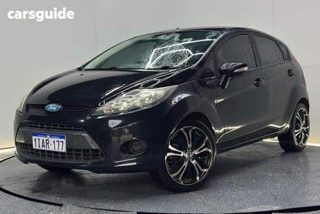 Black 2010 Ford Fiesta Hatchback Cl