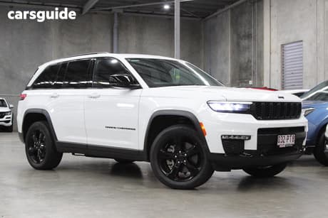 White 2023 Jeep Grand Cherokee Wagon Night Eagle 5 Seat (4X4)