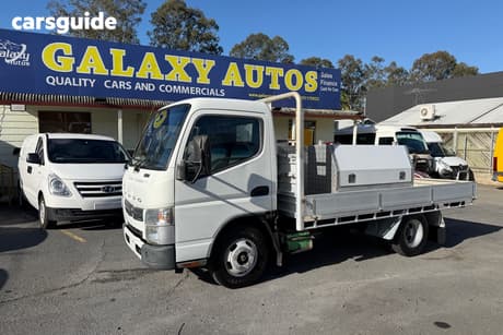 White 2014 Mitsubishi Fuso OTHER Ute Tray