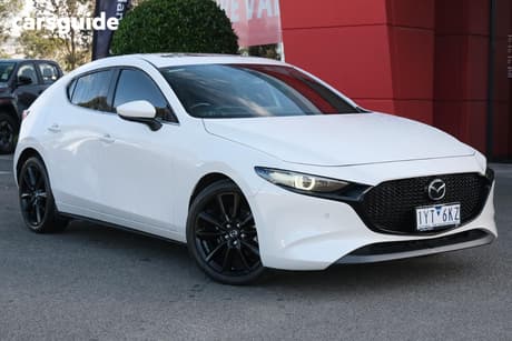 White 2022 Mazda 3 Hatchback G25 Astina