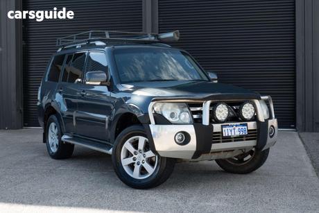 Blue 2008 Mitsubishi Pajero Wagon Vr-X Lwb (4X4) 25Th Ann