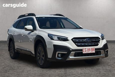 White 2025 Subaru Outback Wagon Awd