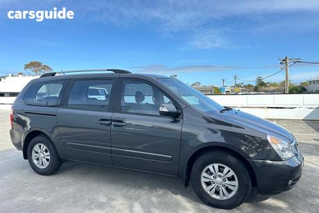 Grey 2014 Kia Carnival OtherCar SI F
