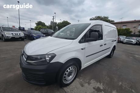 White 2017 Volkswagen Caddy Commercial TSI220 F