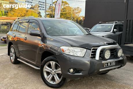 Grey 2007 Toyota Kluger SUV