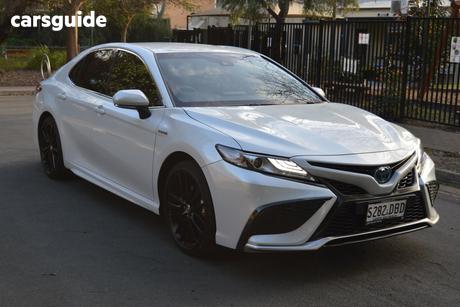 White 2024 Toyota Camry Sedan Sx Hybrid
