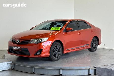 Orange 2014 Toyota Camry Sedan Rz S.E.