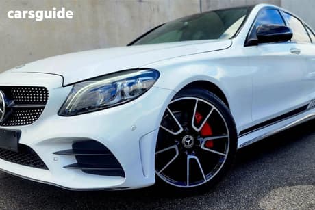 White 2019 Mercedes-Benz C300 Saloon