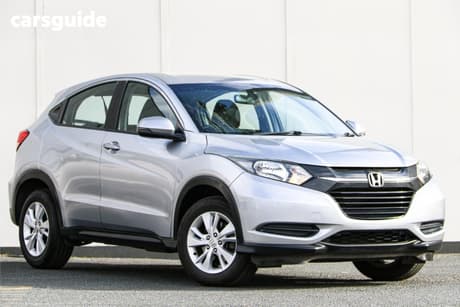 Silver 2017 Honda HR-V Wagon Vti