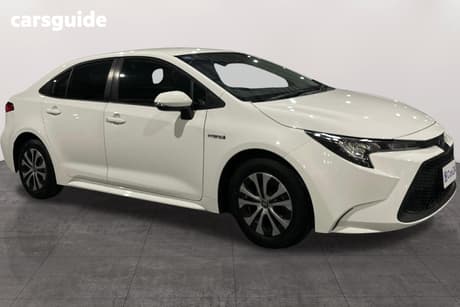 White 2021 Toyota Corolla Sedan Ascent Sport (Hybrid)