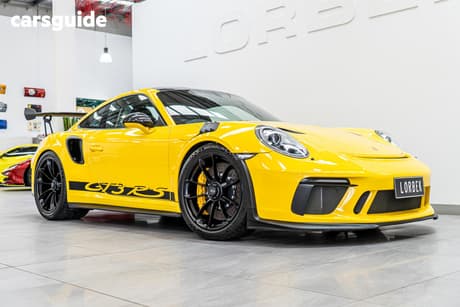 Yellow 2019 Porsche 911 Coupe Gt3 Rs