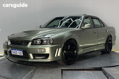 Silver 1998 Nissan Skyline Sedan Gt