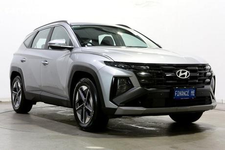 Silver 2025 Hyundai Tucson Wagon (Fwd)