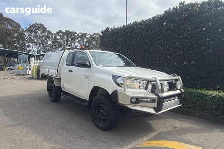 White 2019 Toyota Hilux X Cab Cab Chassis Sr (4X4)