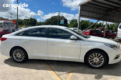White 2016 Hyundai Sonata Sedan Active