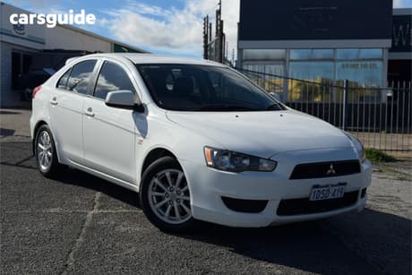 White 2011 Mitsubishi Lancer Sedan Sx